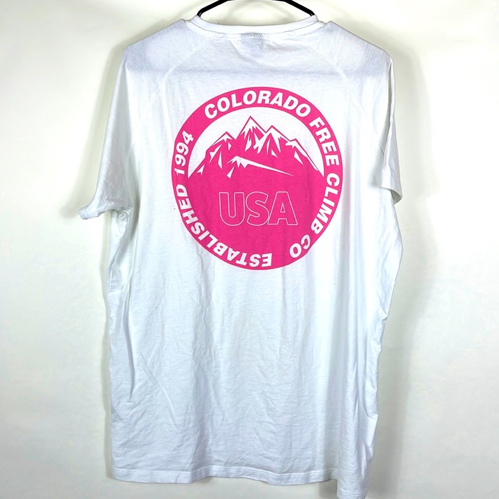 Men's medium asos 100% Cotton tshirt.